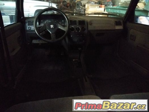 PEUGEOT 205 1.9D – fotografie 4