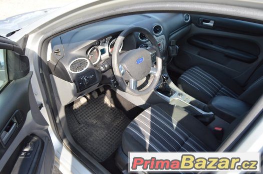 Ford Focus 1.6i 74kW 1.maj., ČR, serviska – fotografie 5