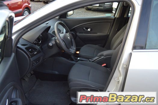 Renault Fluence 1.6 i ČR, 1. maj, 85.630 km – fotografie 5