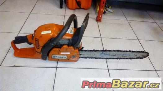 Prodám motorovou pilu Husqvarna 445 – fotografie 1