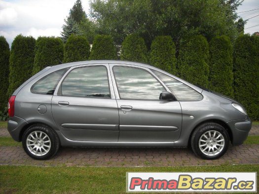 CITRÖEN XSARA PICASO 2.0HDI R.v. 5/2003 – fotografie 2