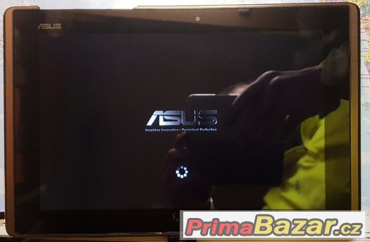 Tablet 10.1″: Asus Eee Pad Transformer TF101 – fotografie 3