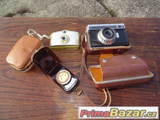 PRAKTI + PENTI - staré foťáky + expozimetr – fotografie 2