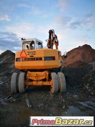 Liebherr 310 – fotografie 3