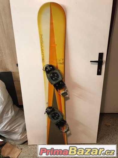 SNOWBOARD BURTON S PEVNÝM VÁZÁNÍM – fotografie 1