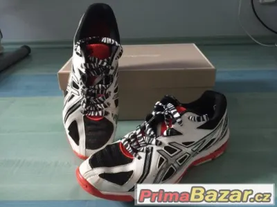 Prodám pánské volejbalové boty značky Asics