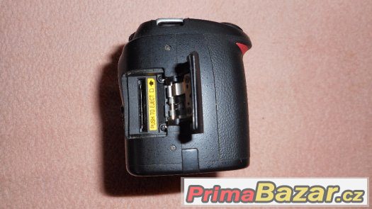 Tělo Nikon D40 – fotografie 3