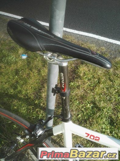 Šírer 702 carbon – fotografie 5