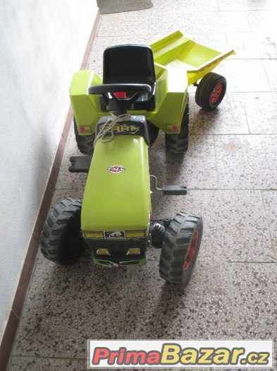 Šlapací plastový traktor-  vánoční dárek – fotografie 2