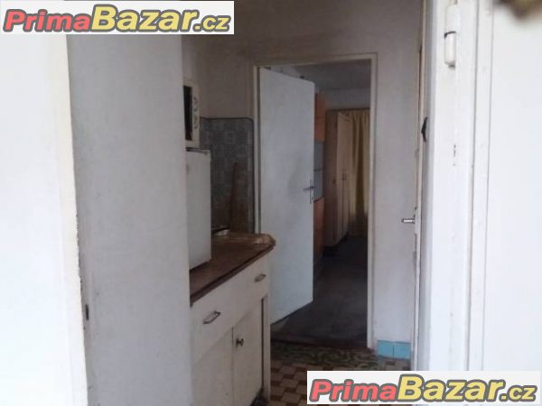 Pronájem podkroví v bezpečné plzeňské čtvrti – fotografie 2