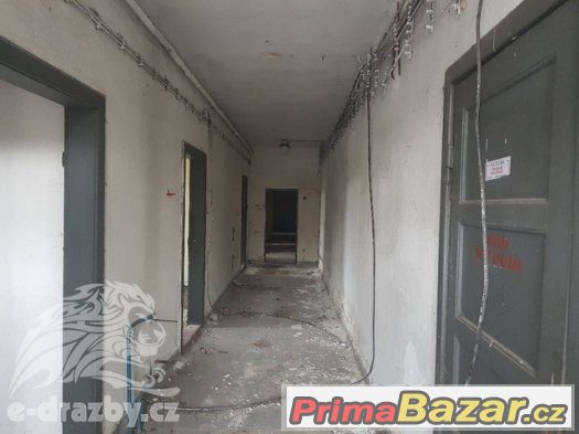 Rekreační objekt - bývalá administrativní budova, Jeseník, M – fotografie 3