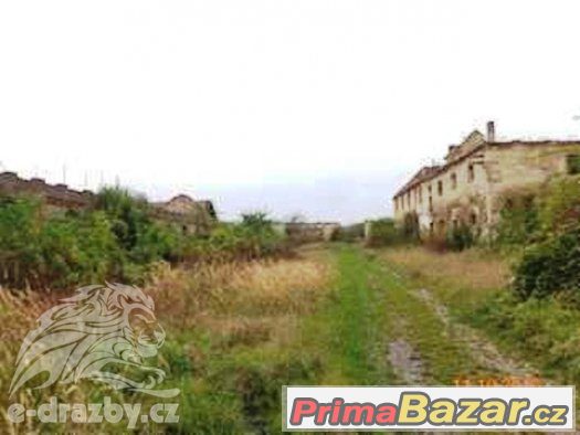 Objekt bývalého statku, včetně pozemku a příslušenství, k.ú. – fotografie 2