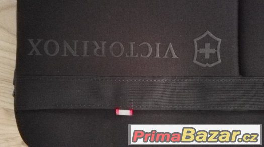 Victorinox nový obal na notebook 15,6 - 17“ – fotografie 3