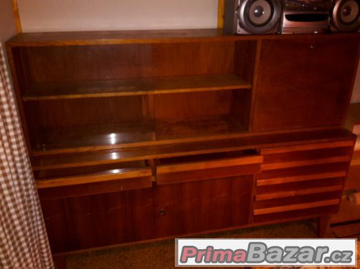 Obývací stěna z roku 1951 - dobrý stav – fotografie 1