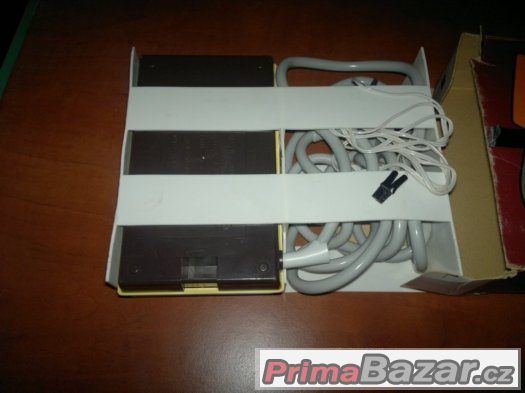 Prodám starou elektrickou autodráhu + trafo – fotografie 2