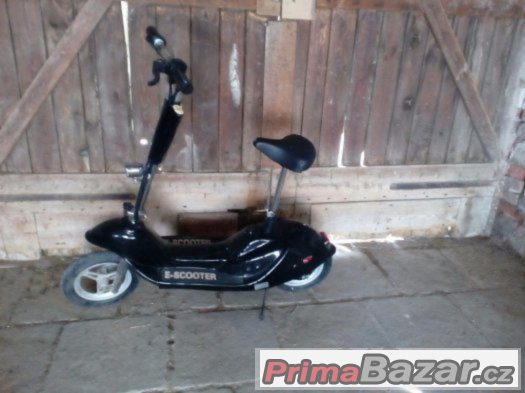 KOUPIM TENTO SCOOTER DO 1500KČ – fotografie 1