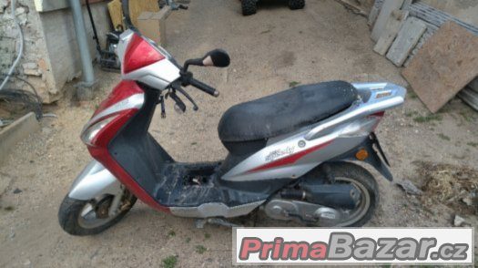 prodam scooter pokazeny yuki 50 new speedy – fotografie 1