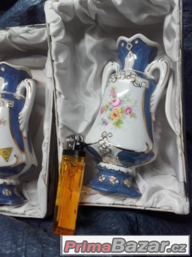 Krásné porcelánová vázičky – fotografie 4
