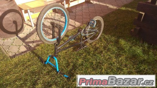 BMX Moongoose Capture 2012 – fotografie 2