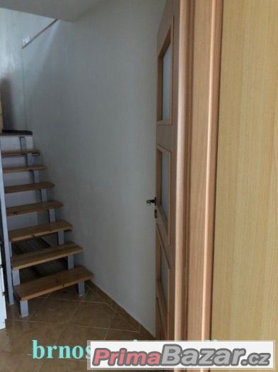 Pronájem mezonetu 1+1/ flat to rent 52 m² Brno-Židenice – fotografie 4