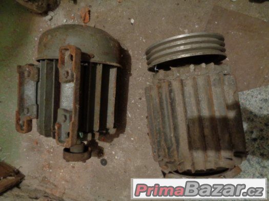 2 X MOTOR, MOTORY – fotografie 2