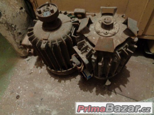 2 X MOTOR, MOTORY – fotografie 3