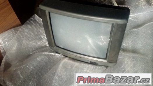 Kvalitní televizor značky TESLA – fotografie 4