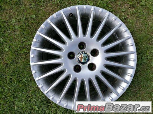 Prodám ALU kola original Alfa Romeo 5x110 R17 – fotografie 1