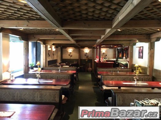 Restaurace vybavení část 3. - lavice, stoly komplet interi – fotografie 1