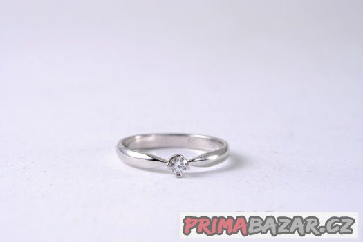 ZLATÝ PRSTEN S DIAMANTEM – fotografie 2