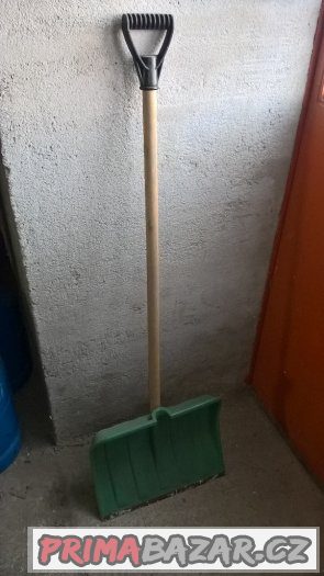 Sněhové hrablo, lopata na sníh – fotografie 2