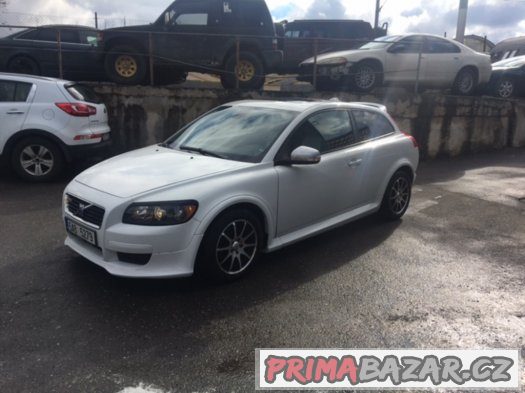 Volvo C30 r.v.12/2009 1,6d R design i na splátky každému – fotografie 3