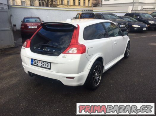 Volvo C30 r.v.12/2009 1,6d R design i na splátky každému – fotografie 4