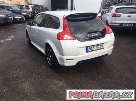 Volvo C30 r.v.12/2009 1,6d R design i na splátky každému – fotografie 5