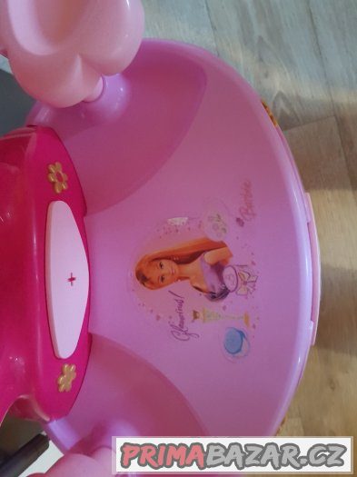 Barbie toaletka se stoličkou – fotografie 2
