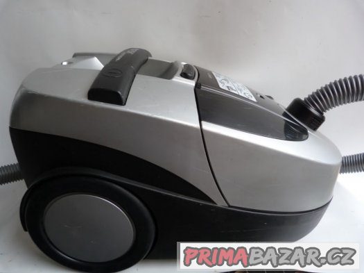 VYSAVAČ NILFISK A100 1400W DÁNSKO PC 7800.- – fotografie 3