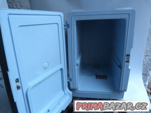 CESTOVNÍ CHLADNIČKA CAMPINGAZ LUXUS 30L – fotografie 1