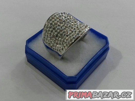 Nový stříbrný prsten s originálními krystaly Swarovski – fotografie 1