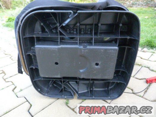 AUTOSEDAČKA T.T. UNIVERSEL 0-18 KG MADE IN FRANCE – fotografie 5