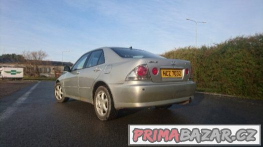 LEXUS IS200 na díly – fotografie 4