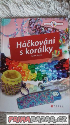 Kniha Háčkování s korálky – fotografie 1