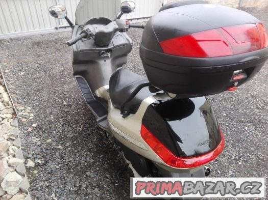 piaggio x8 125 celé moto na díly – fotografie 5