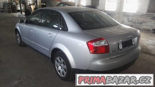 A4  1,9 tdi  96 kw  rok 4/2003  lehce havarovaná 249550km – fotografie 1
