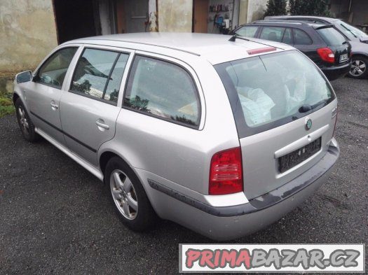 octávia combi  1,6 i 75 kw AT  rok  2002  najeto :220911km – fotografie 4