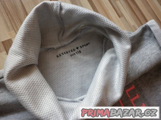 mikina bez rukavu Reserved – fotografie 3