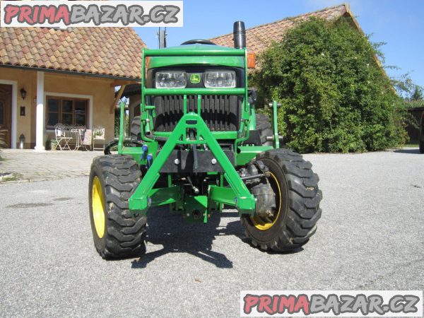 John Deere 2320 traktor s příslušenstvím – fotografie 5