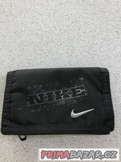 Dámská peněženka NIKE – fotografie 1