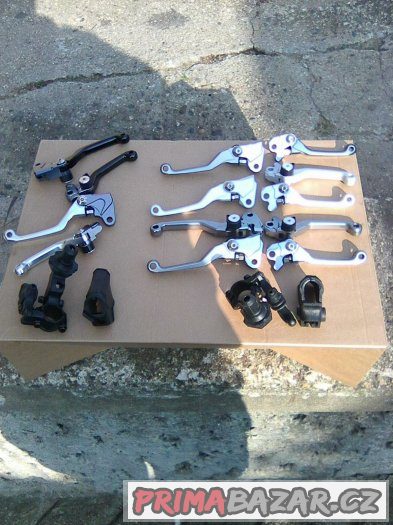 nove vyklapeci packa a objimky , yamaha yz a wr – fotografie 1