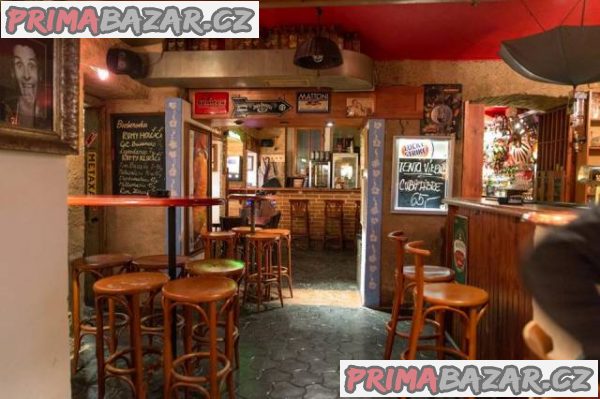 Přenechání pronájmu zavedeného baru v Plzni – fotografie 1