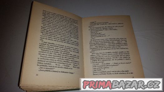 Prodám knihu Diplomat, koželuh a herečka – fotografie 3
